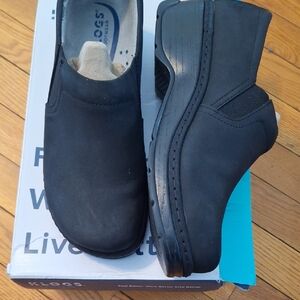 Klogs Men's Black Slip-On Loafers